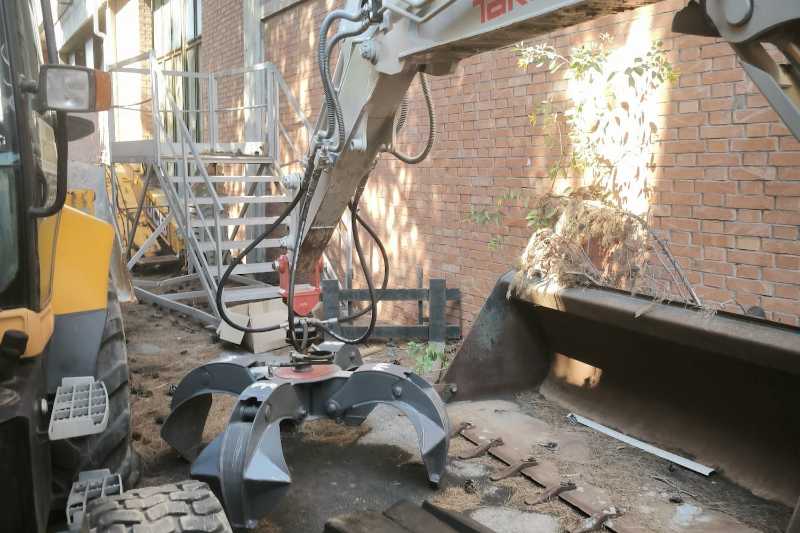 OmecoHub - Immagine TAKEUCHI TB335R